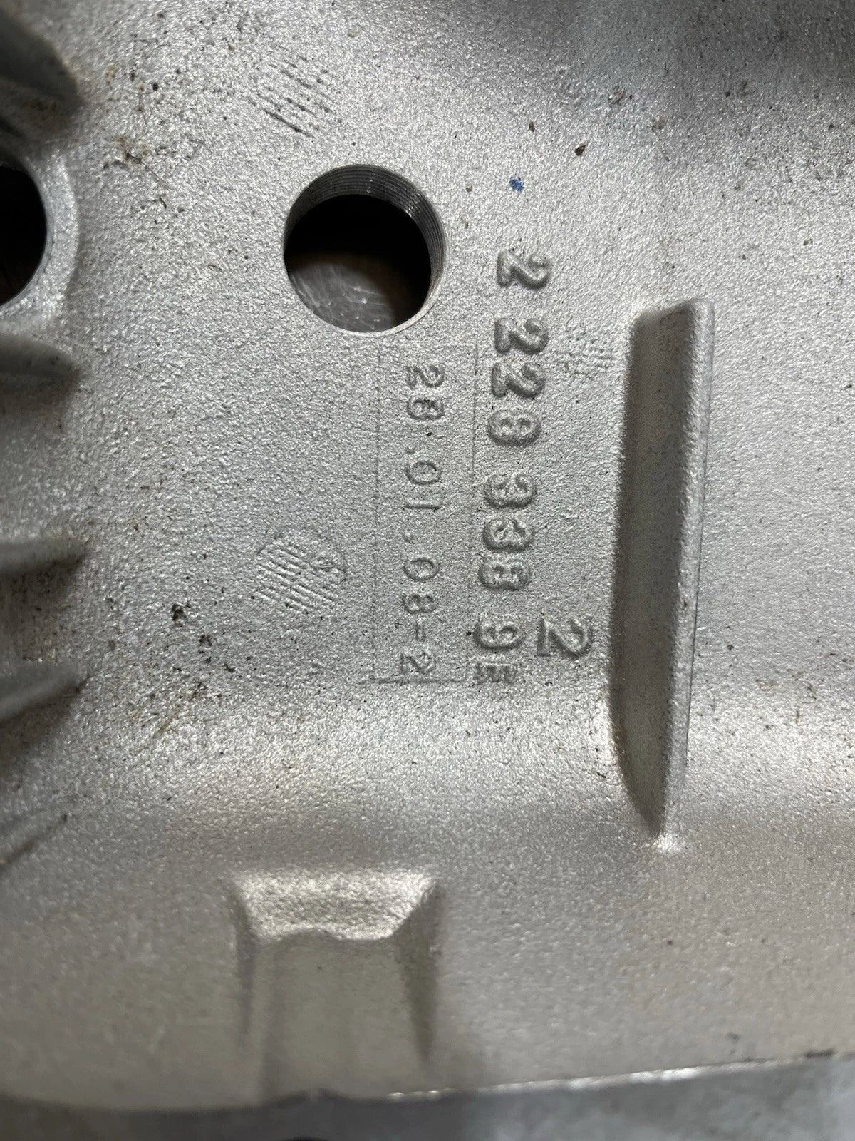 BMW E30 finned differential housing cover, part number 33112228335 - alternate view