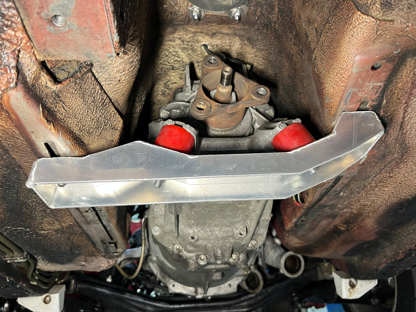 BMW E30 x GS6-37BZ Gearbox Cross Member and DSSR