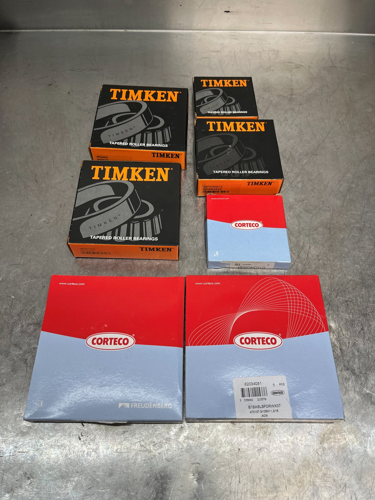 Mercedes HAG215 | C63 (W204/W205) | Chrysler LX SRT-8 Differential Bearing Kit - Timken Bearings/OEM Axle & Pinion Oil Seals